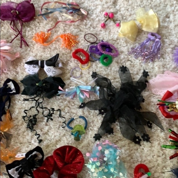 90 + girls hair accessories, ties, headbands, bows - Picture 6 of 8